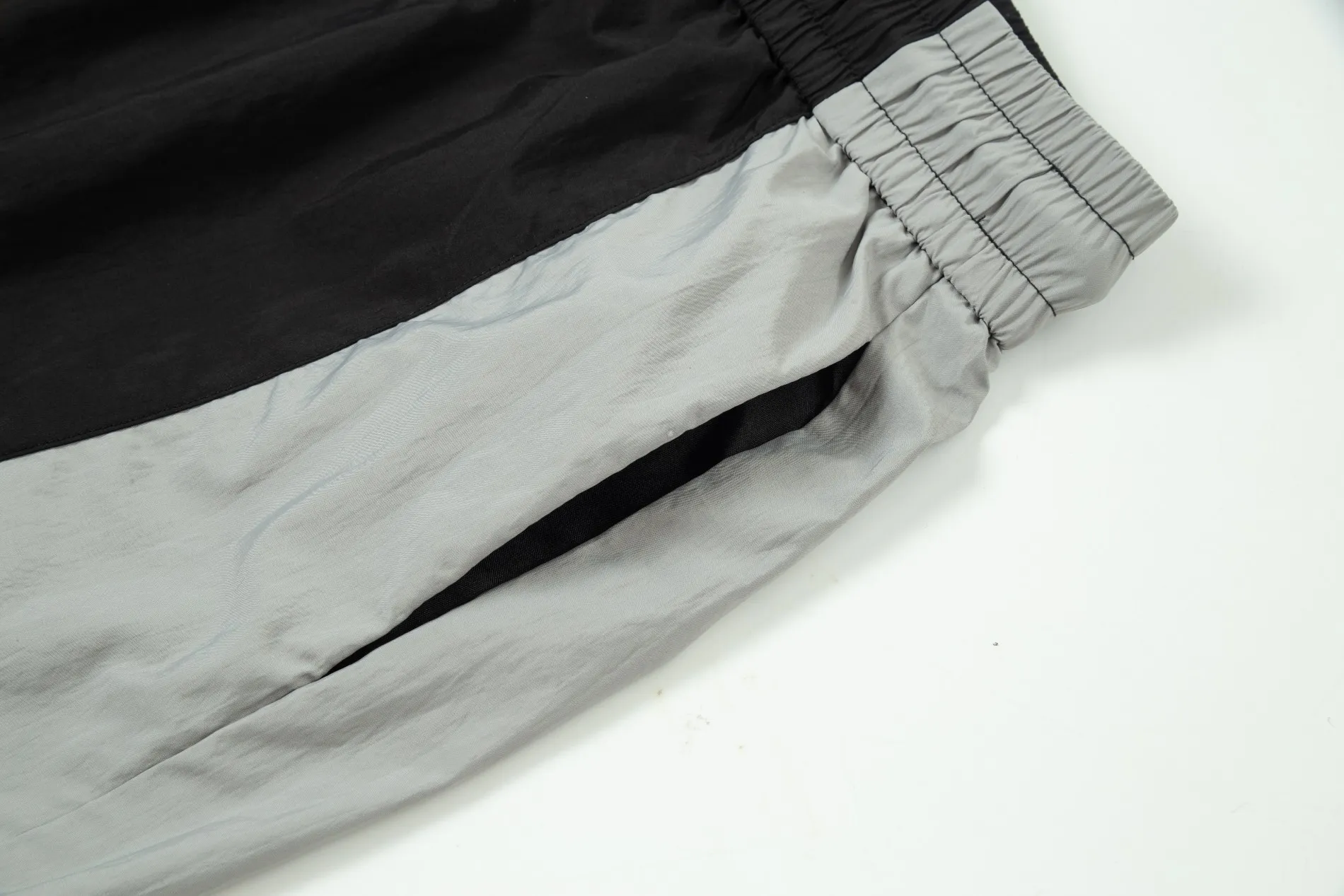 DG 2024 New Arrival ！ 1-1 ， 、 ， 、 ！ ：Black White Gray Sizes：S M L XL